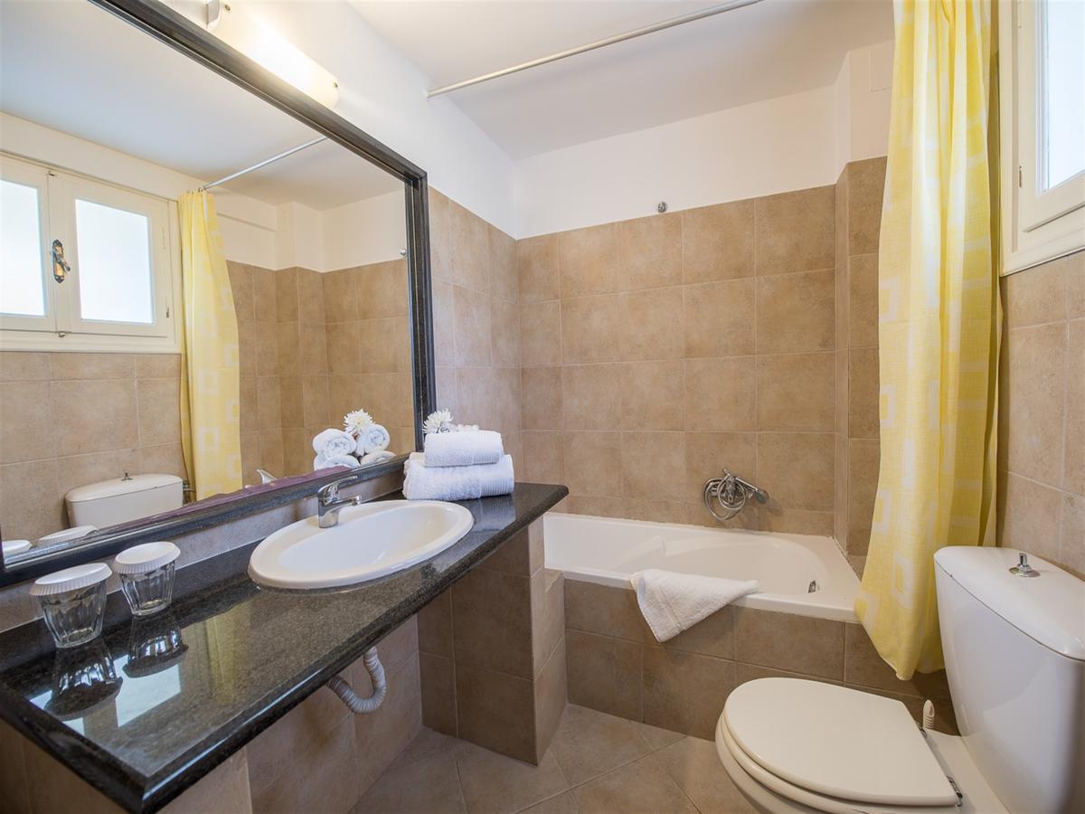 Moongarden Aparthotel Mithimna Eksteriør bilde